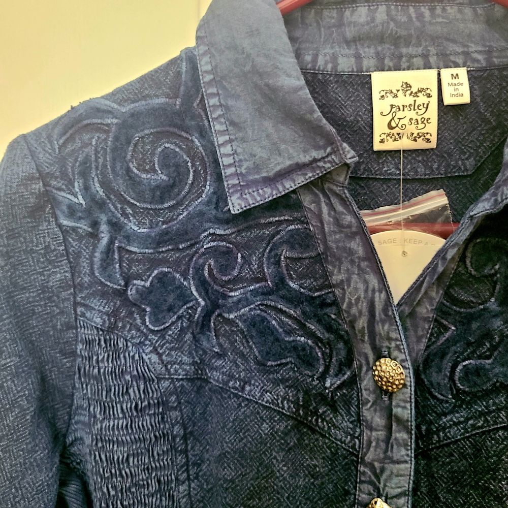 Parsley & Sage Blue Denim Embellished Button Down Shirt with Notched Collar